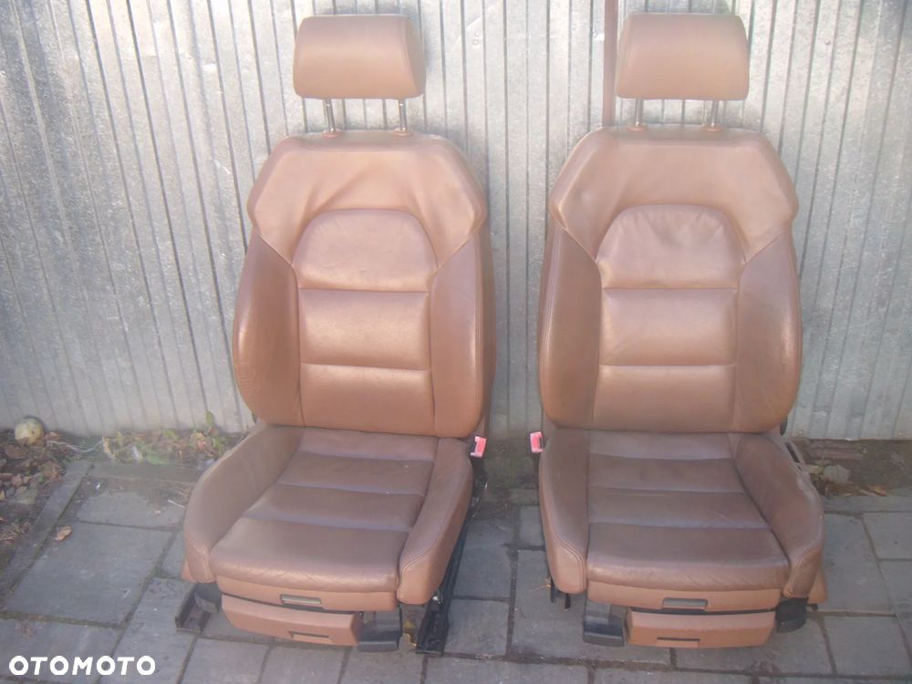 audi a6 c6  kombi komplet skórzanych foteli z boczkami - 1