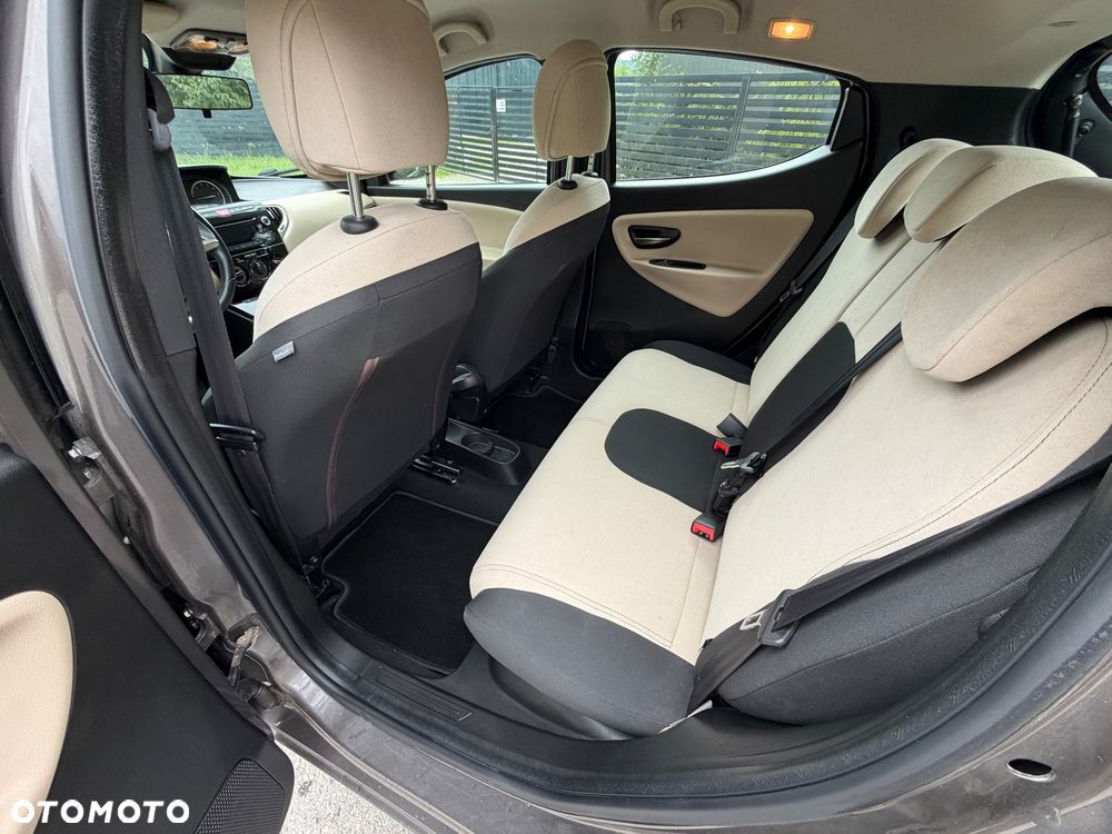 Lancia Ypsilon 1.2 8V Elefantino S&S - 28