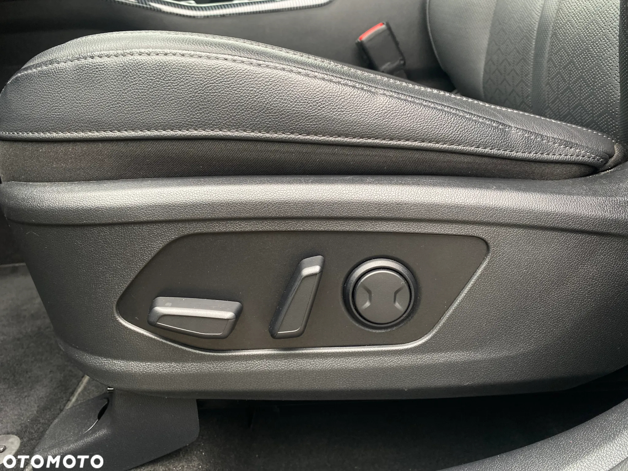 Kia Sorento 2.2 CRDi XL 4WD DCT 7os - 11