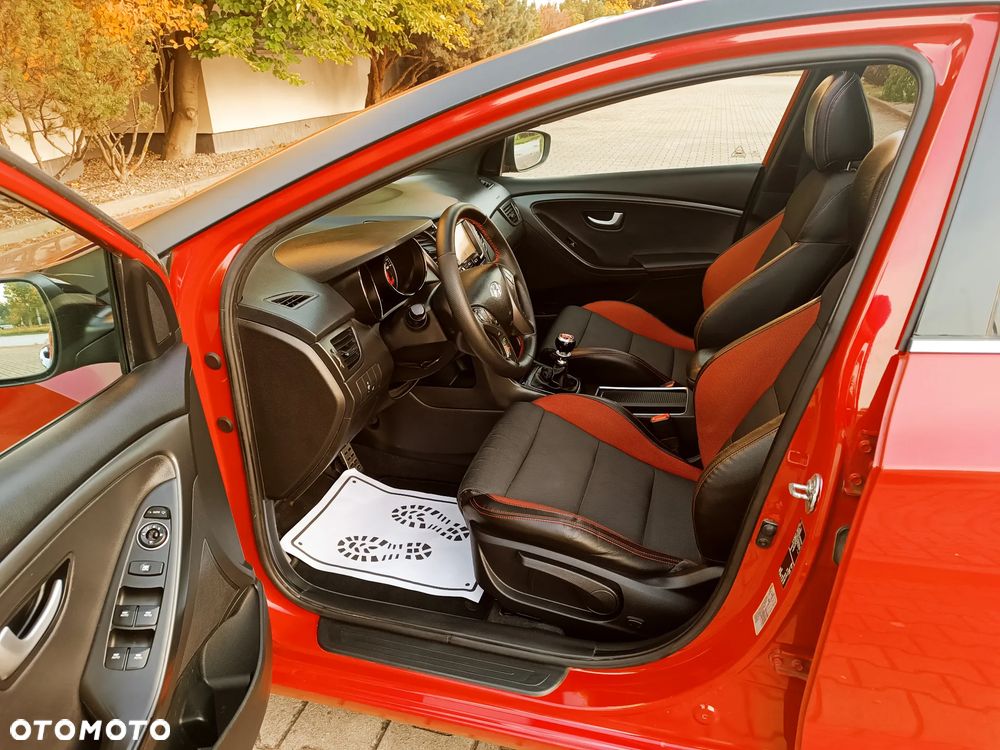 Hyundai i30 - 11