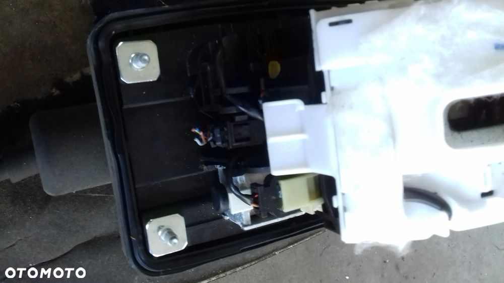 wybierak lewarek biegów 4F1713041N A6 C6 2.4 automat - 5