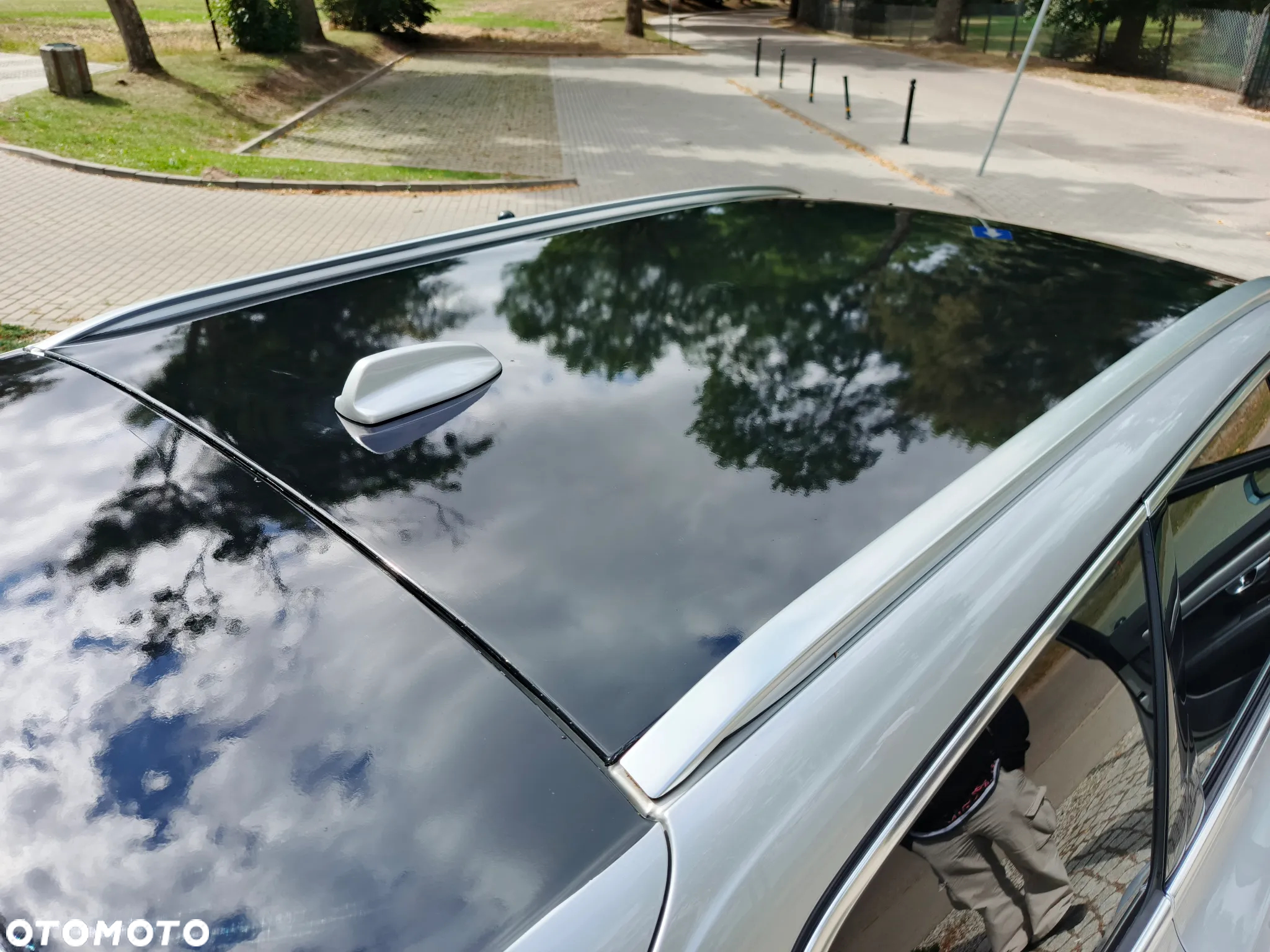 Volvo V90 D5 AWD Momentum - 34