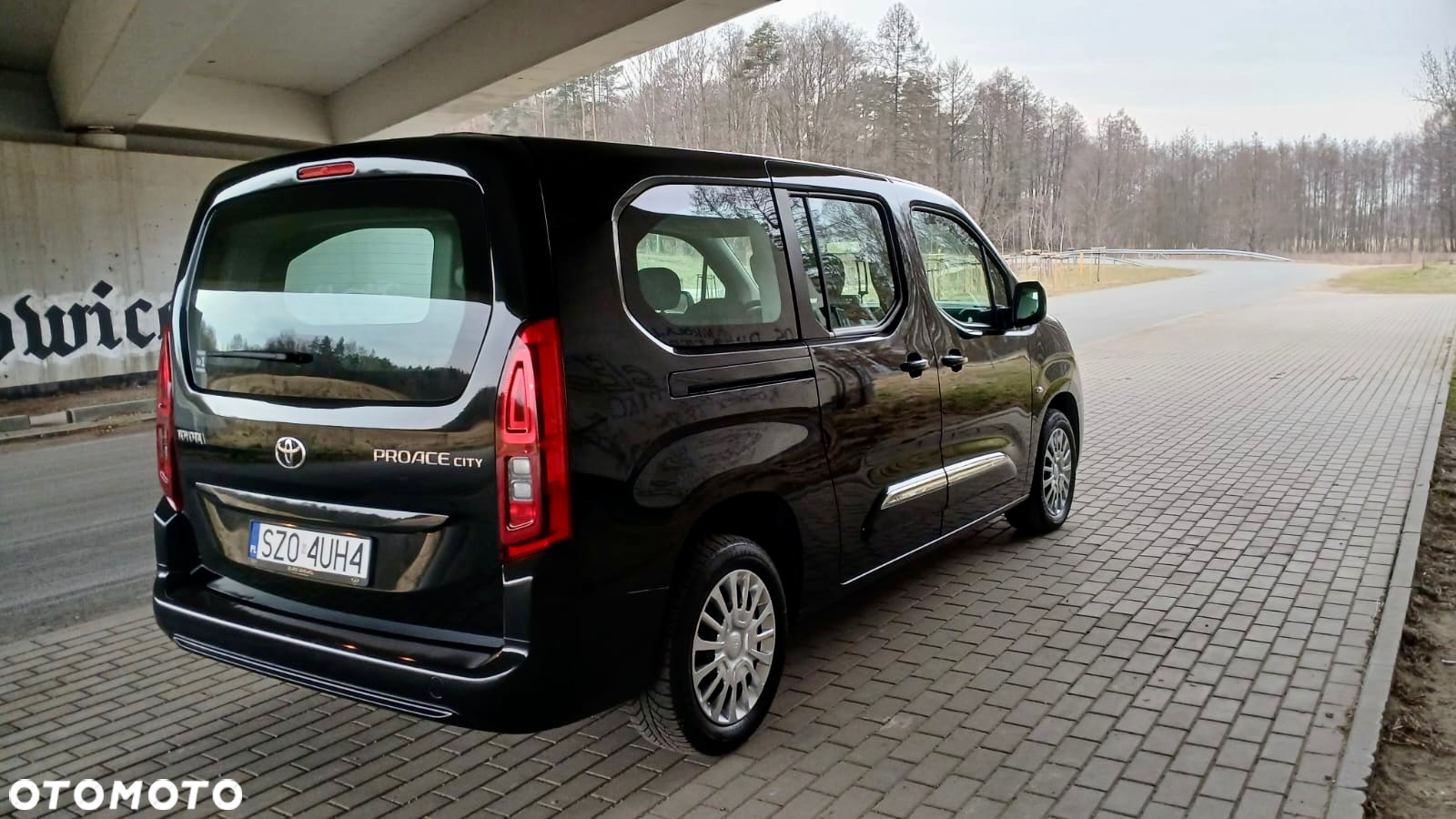Toyota Proace City Verso Long 1.5 D-4D Business - 4