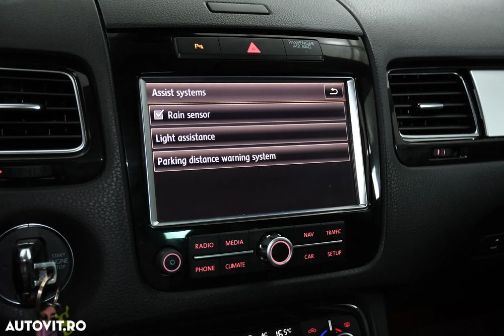 Volkswagen Touareg 3.0 V6 TDI DPF Mountain - 18