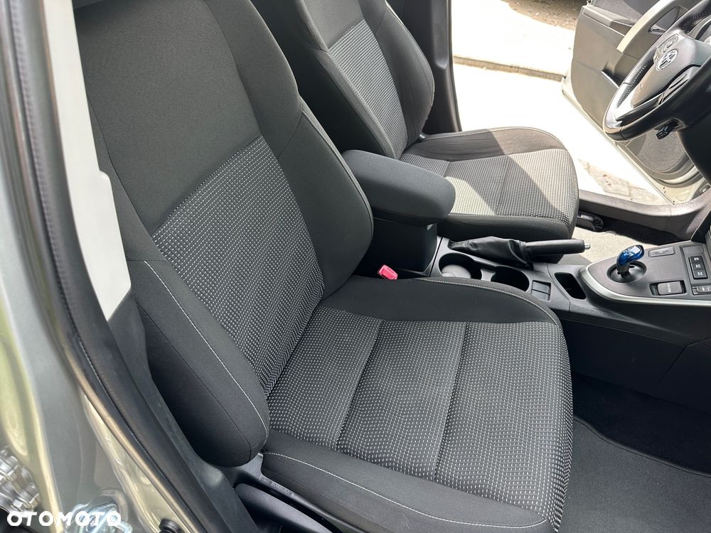 Toyota Auris - 9