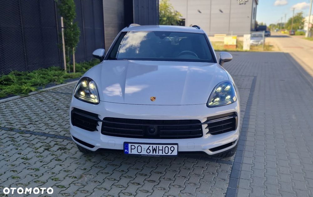 Porsche Cayenne - 4