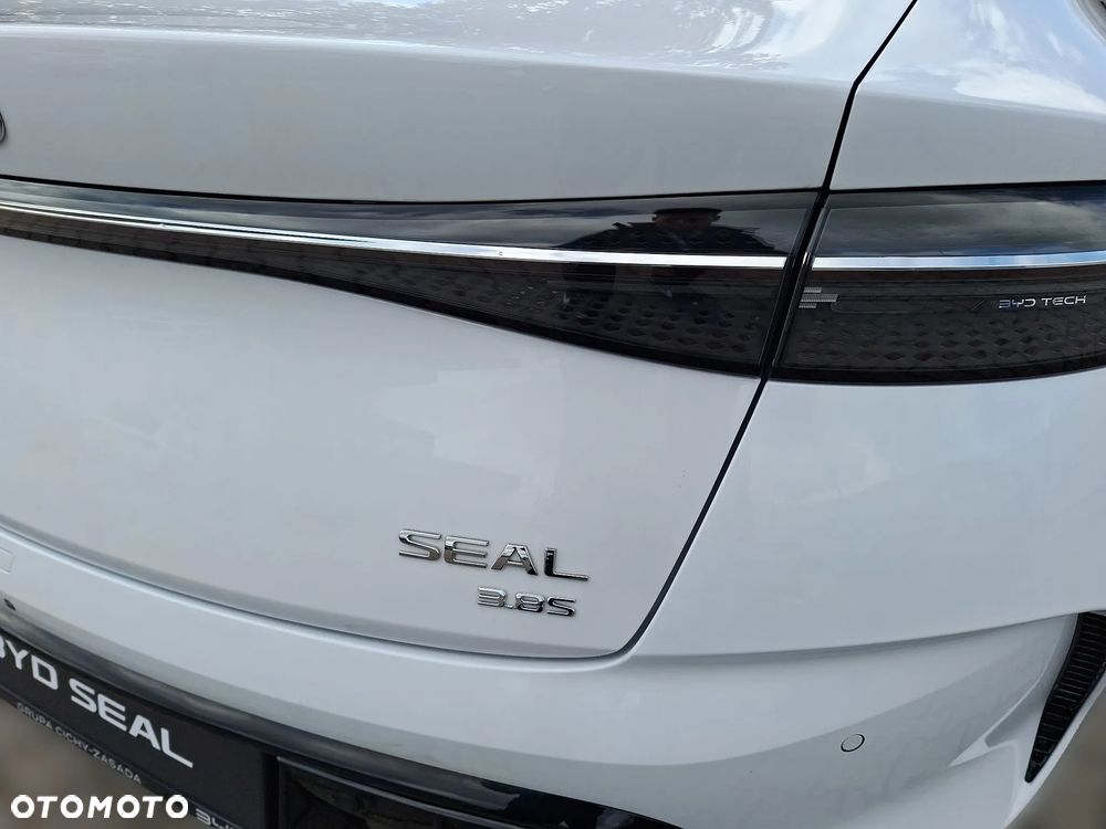 BYD Seal 82.5kWh Excellence AWD - 24