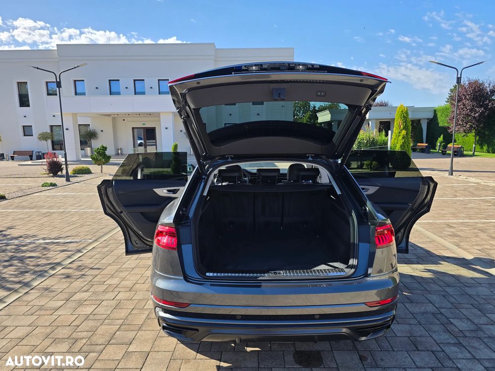 Audi Q8 3.0 55 TFSI quattro Tiptronic MHEV - 36