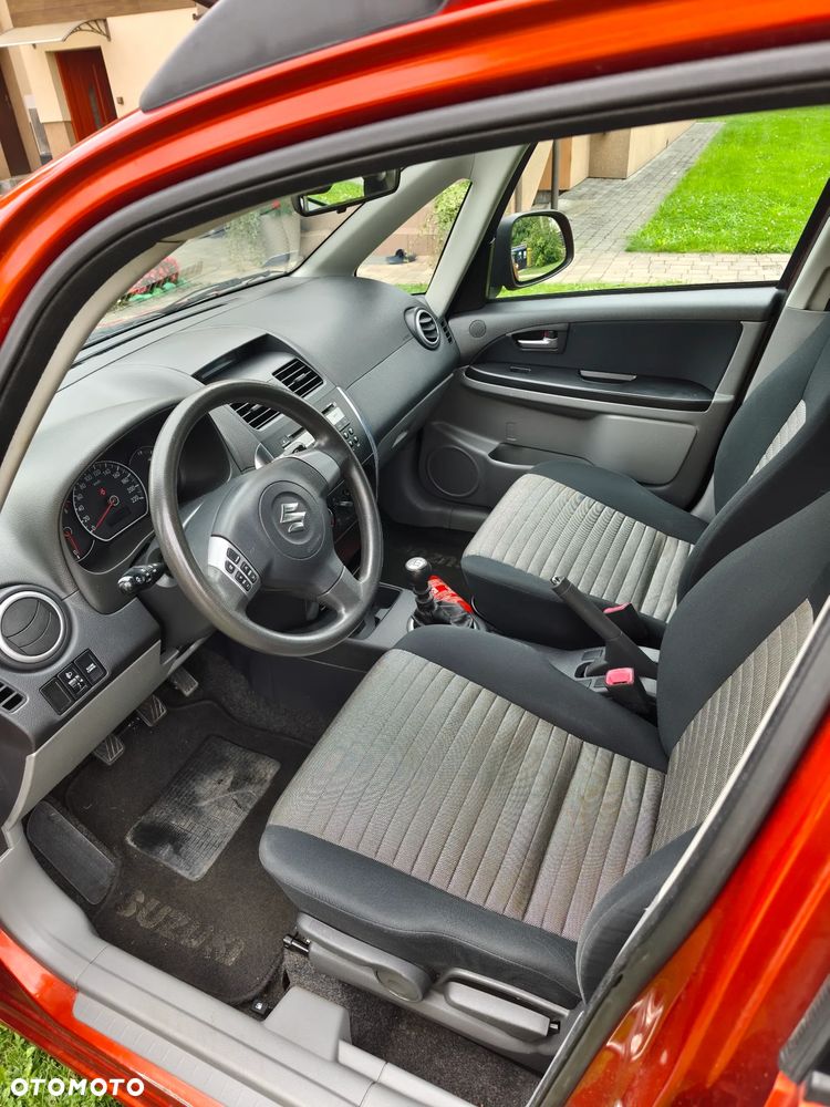 Suzuki SX4 - 2