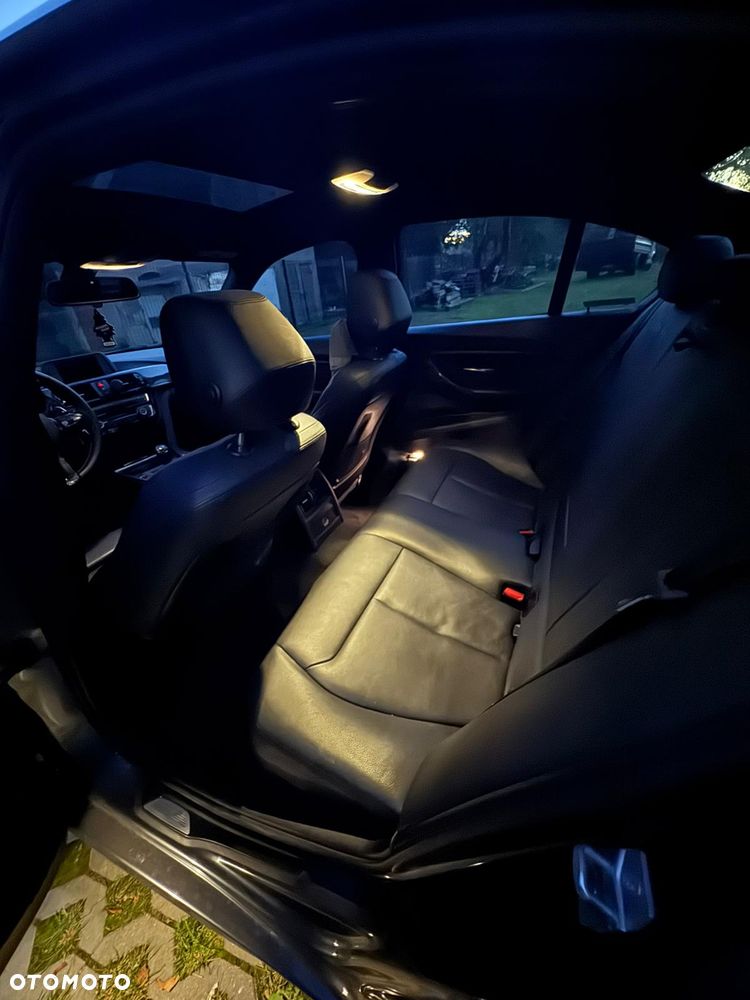 BMW Seria 3 335i - 7