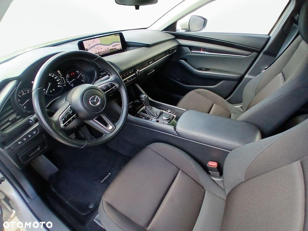 Mazda 3 - 10