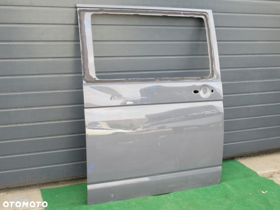 DRZWI BOCZNE PRZESUWNE PRAWE VW TRANSPORTER T5 2003- - 2