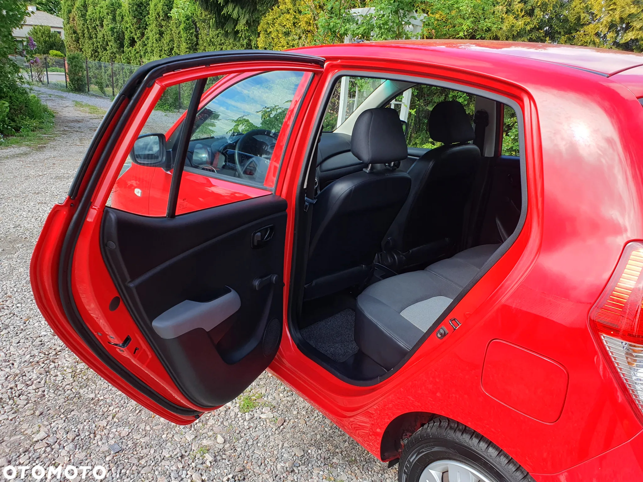 Hyundai i10 1.1 Base - 10