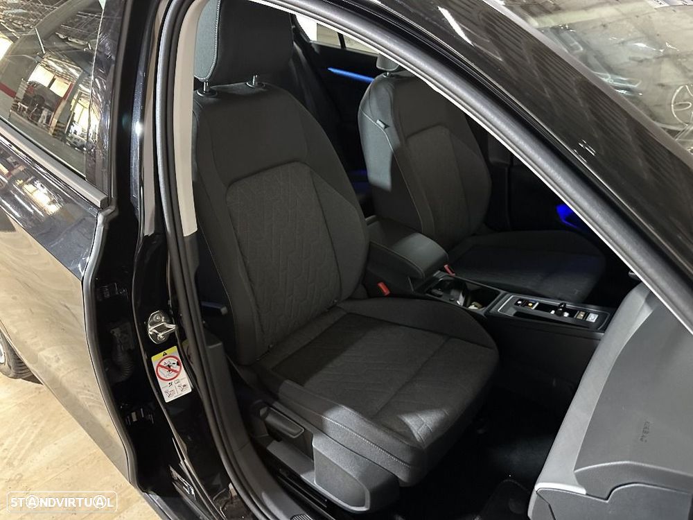 VW Golf 1.5 TSI e-Hybrid Life DSG - 14