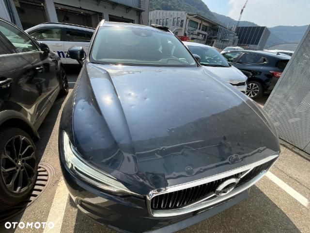 Volvo XC 60 B4 D AWD Geartronic Momentum - 3