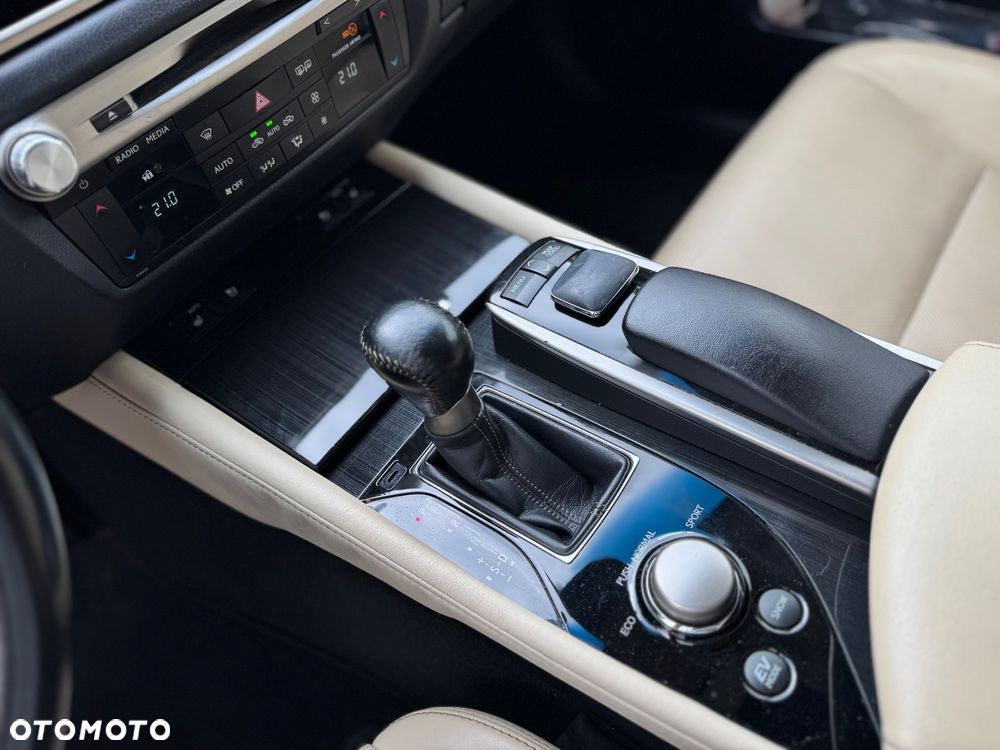 Lexus GS 300h Comfort - 10