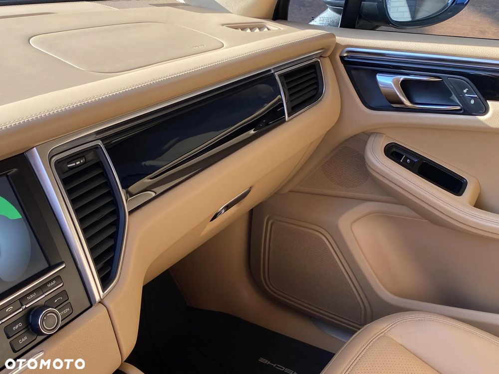 Porsche Macan S PDK - 32