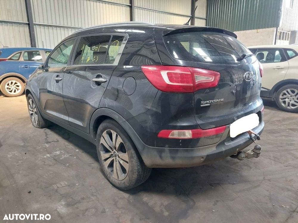 Aripa stanga fata Kia Sportage 2010 SUV 2.0 DOHC-TCI D4HA - 6