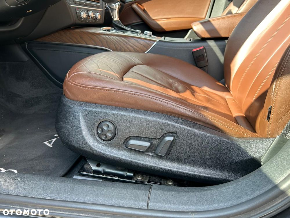 Audi A6 Avant 2.0 TDI ultra S tronic - 13