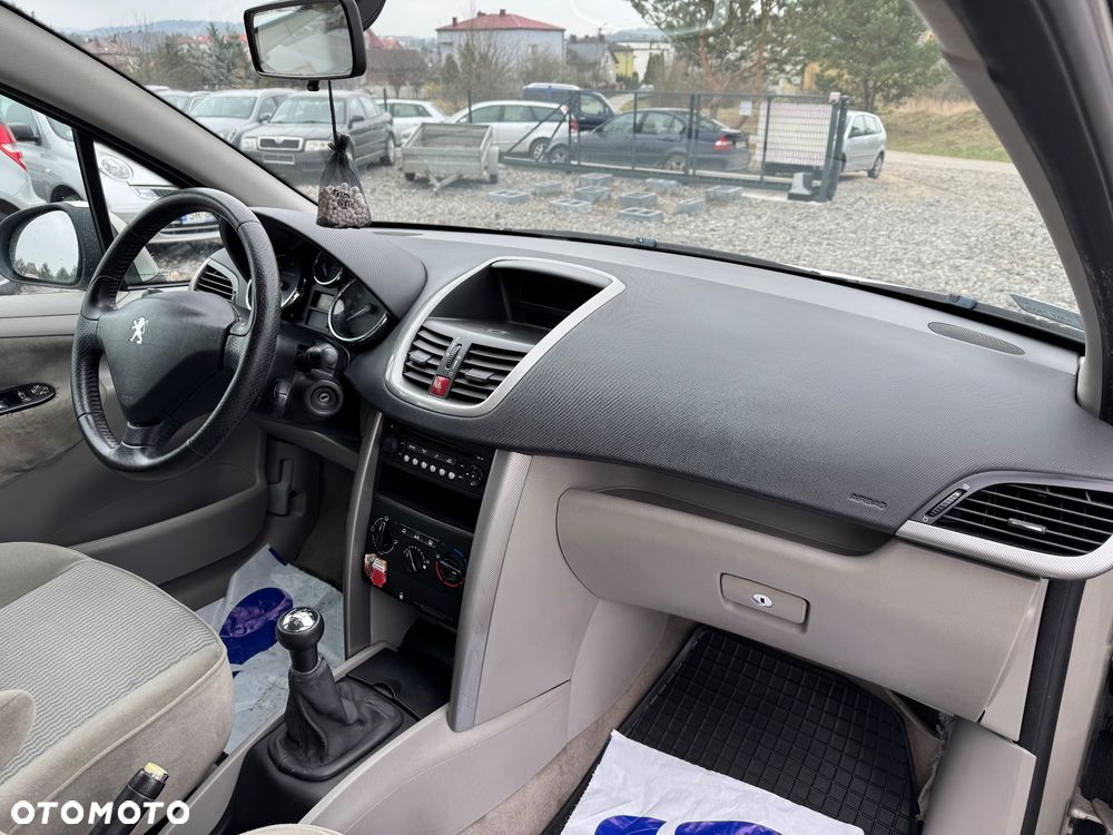 Peugeot 207 1.4 HDi Trendy - 18