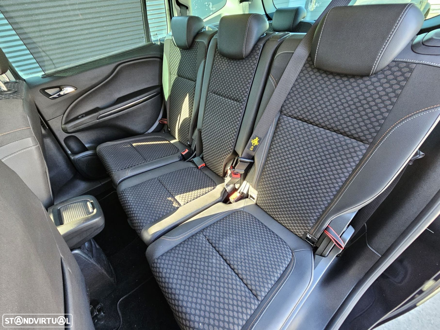 Opel Zafira 1.6 CDTi Innovation S/S - 20
