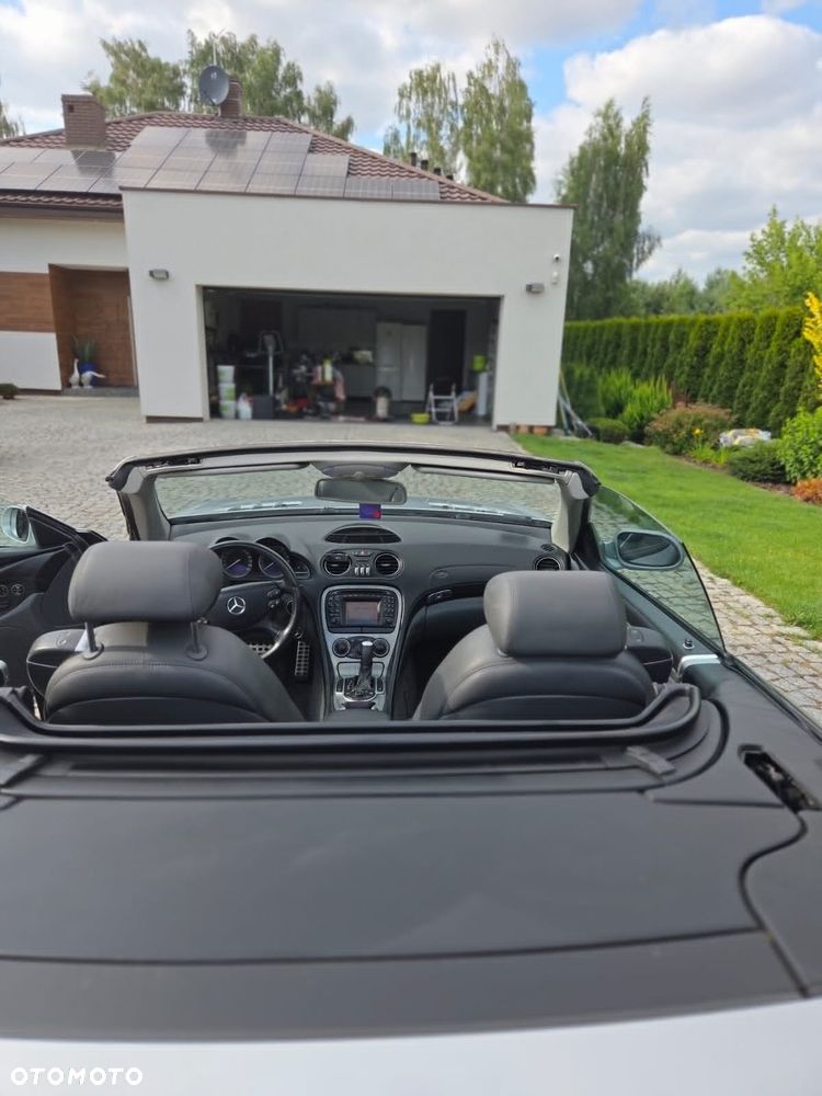 Mercedes-Benz SL - 12