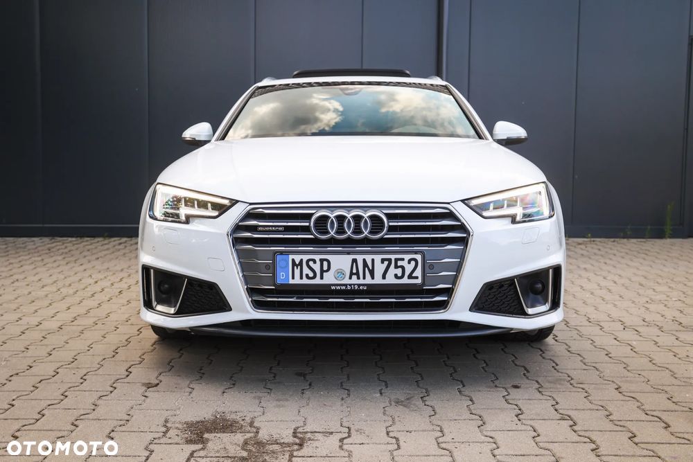 Audi A4 Avant 40 TDI quattro S tronic S line - 11