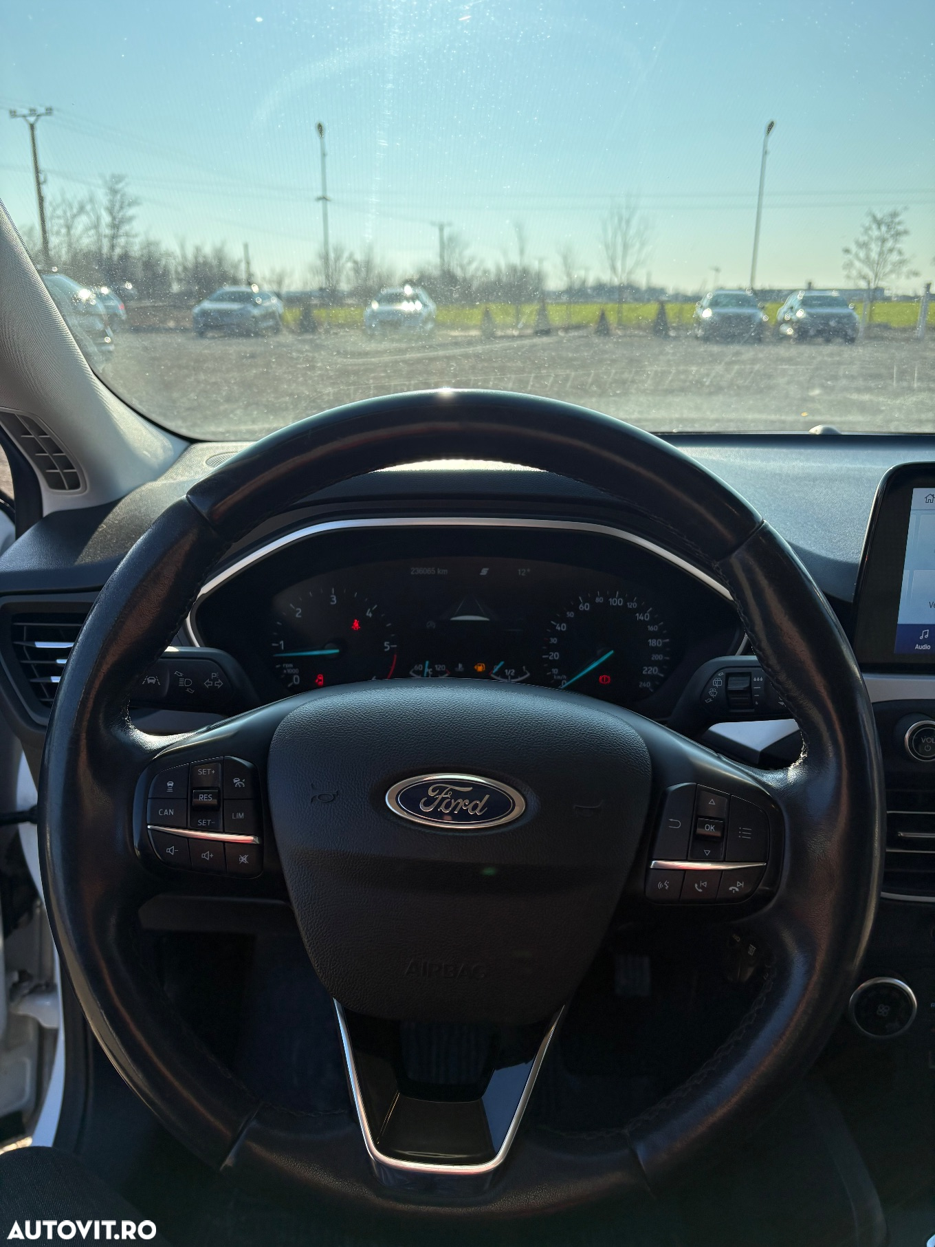 Ford Focus 1.5 EcoBlue Start-Stopp-System TITANIUM - 8