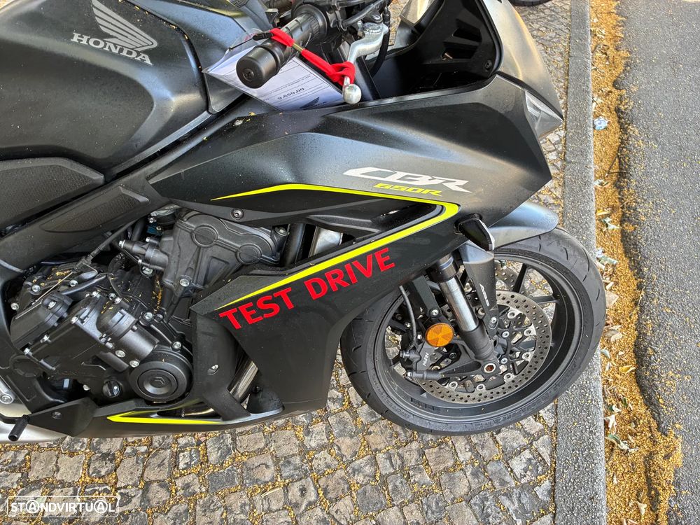 Honda CBR 650 R - 6