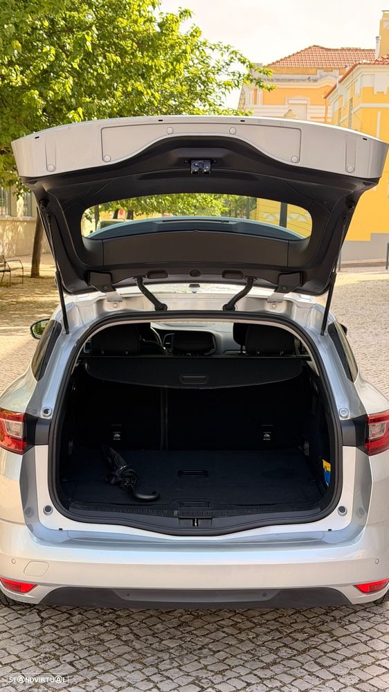 Renault Mégane Sport Tourer 1.5 dCi Zen - 37