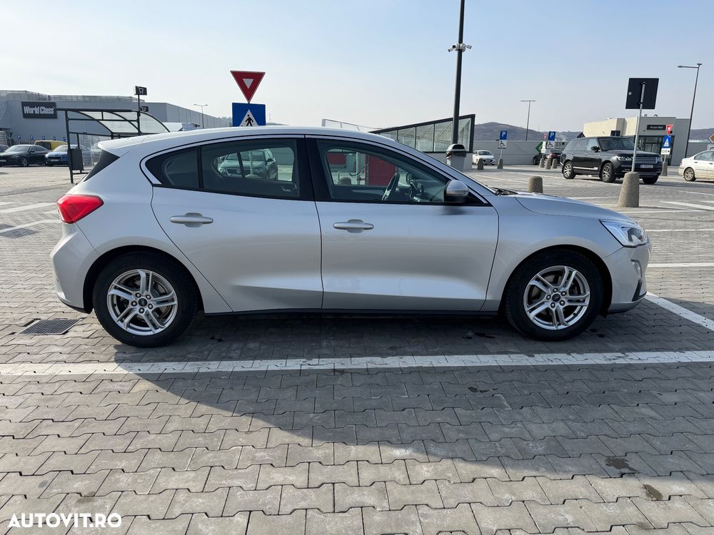 Ford Focus 1.0 EcoBoost Trend - 4
