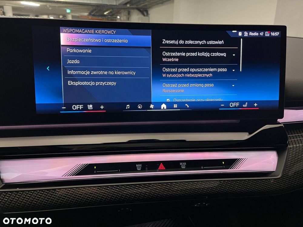 BMW Seria 5 520d xDrive mHEV M Sport - 24