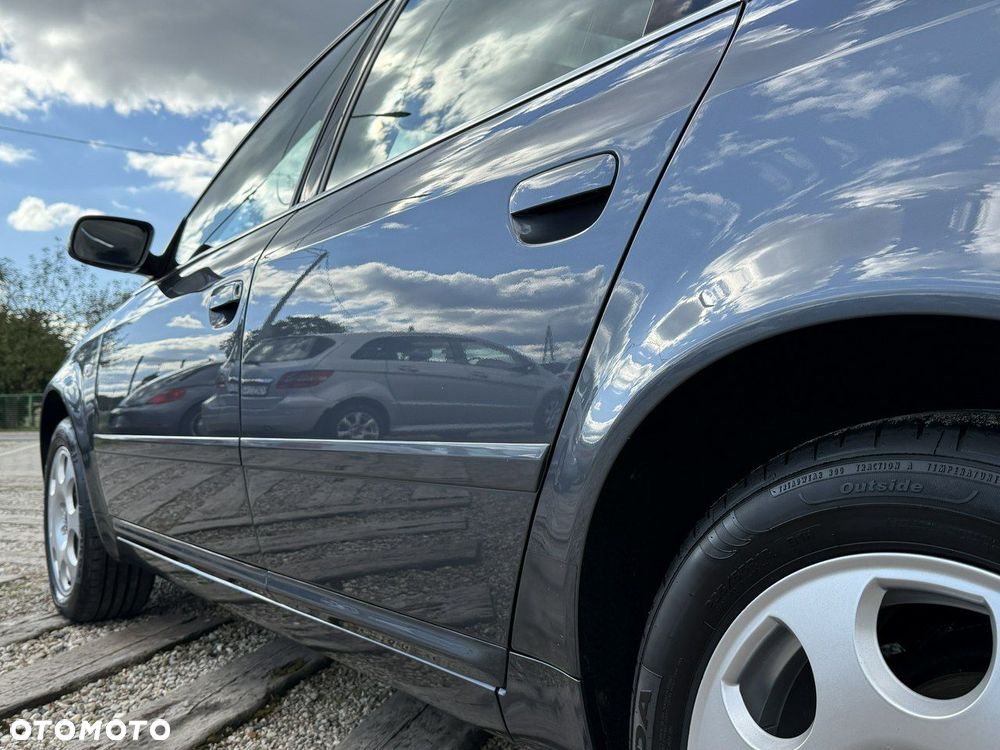 Audi A6 - 24