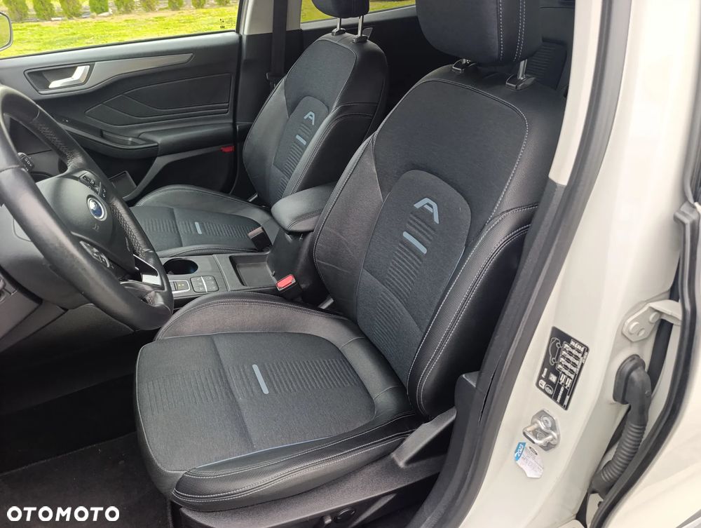Ford Focus 2.0 EcoBlue Active - 13