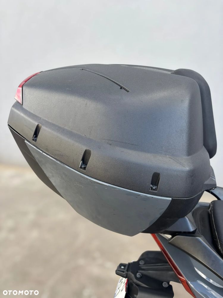 Yamaha Tmax - 19