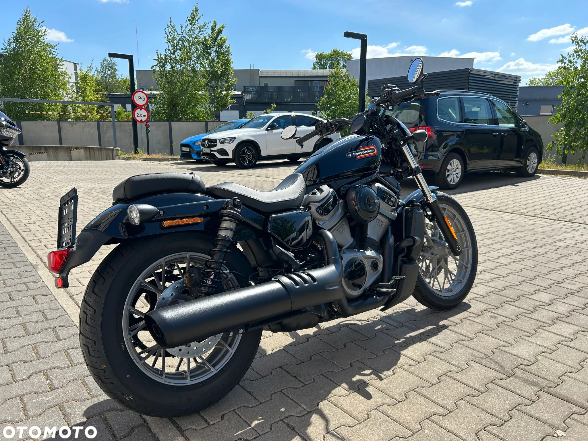 Harley-Davidson Sportster Nightster 975 - 6