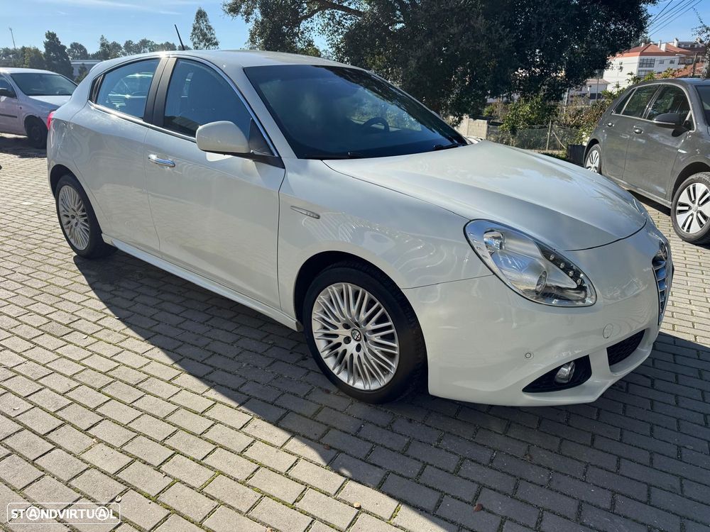 Alfa Romeo Giulietta 1.6 JTDM - 5