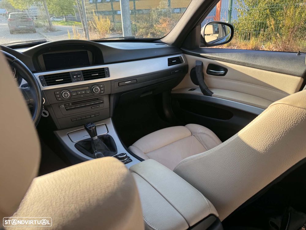 BMW 320 d Pack M - 9