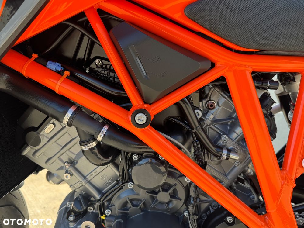 KTM Super Duke - 38