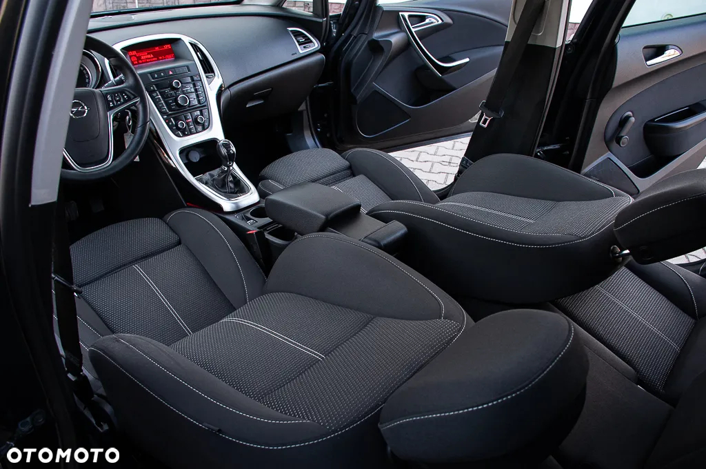 Opel Astra 1.4 Turbo Active - 28