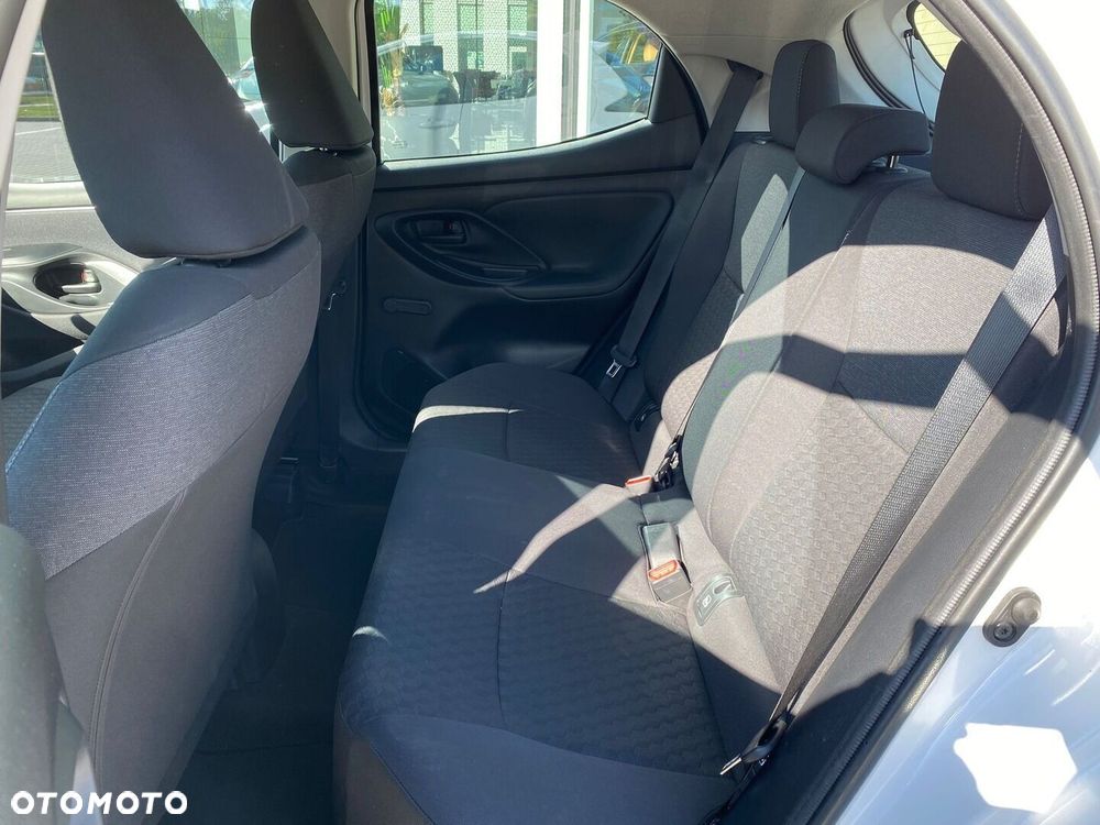 Toyota Yaris 1.0 Comfort - 7