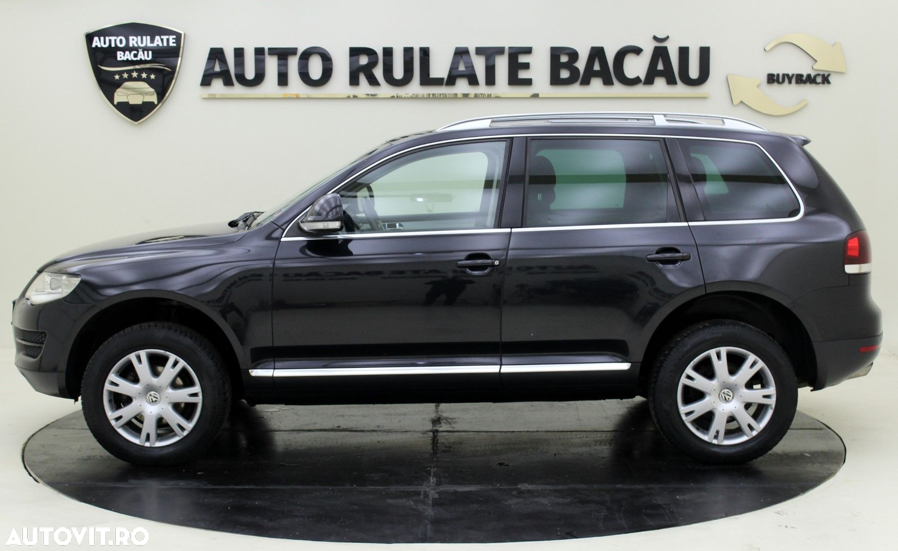 Volkswagen Touareg - 5