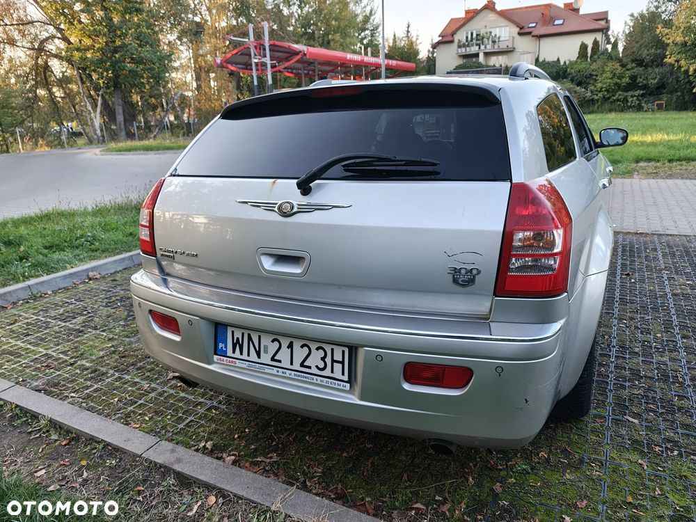 Chrysler 300C 5.7 V8 HEMI AWD Automatik - 7