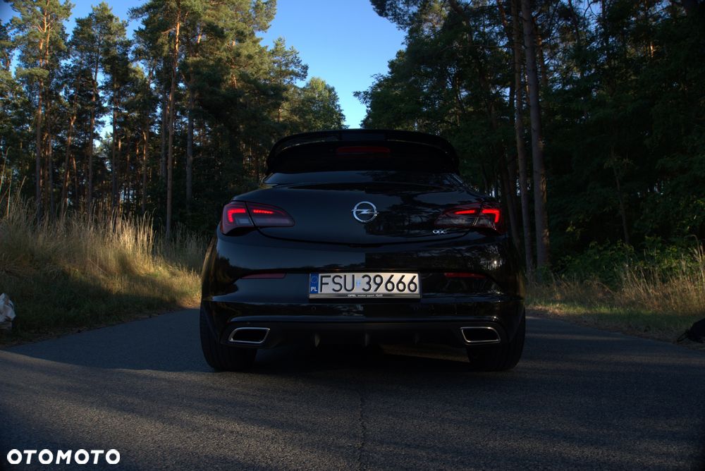 Opel Astra OPC - 17