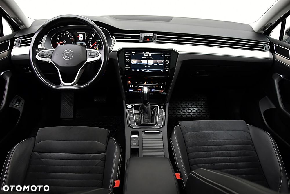 Volkswagen Passat 2.0 TSI Elegance DSG - 18