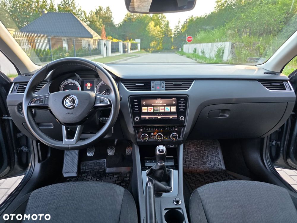 Skoda Octavia 1.5 TSI ACT Style - 25