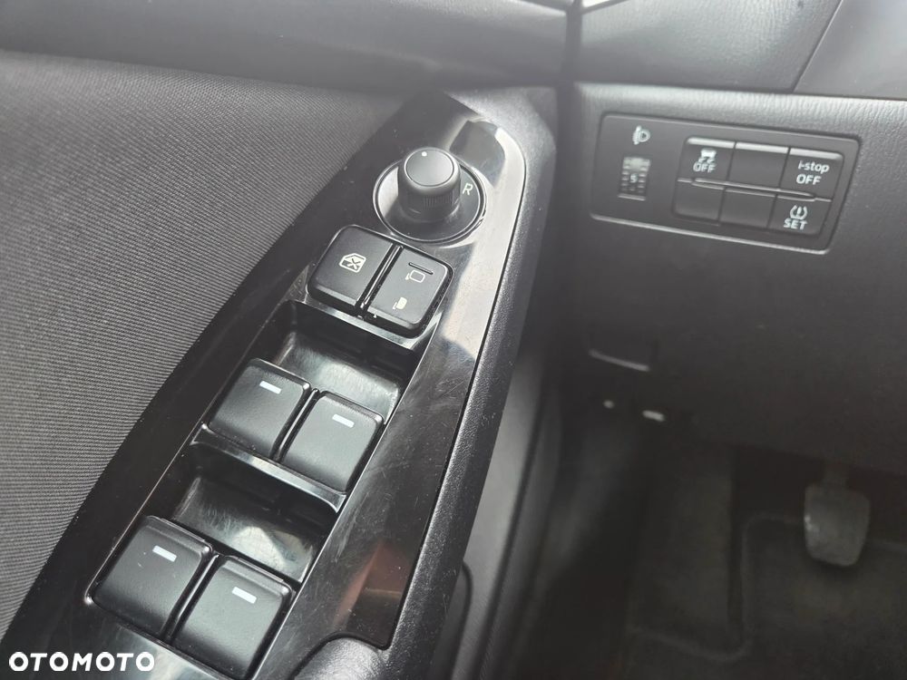 Mazda 3 SKYACTIV-G 120 Sports-Line - 13