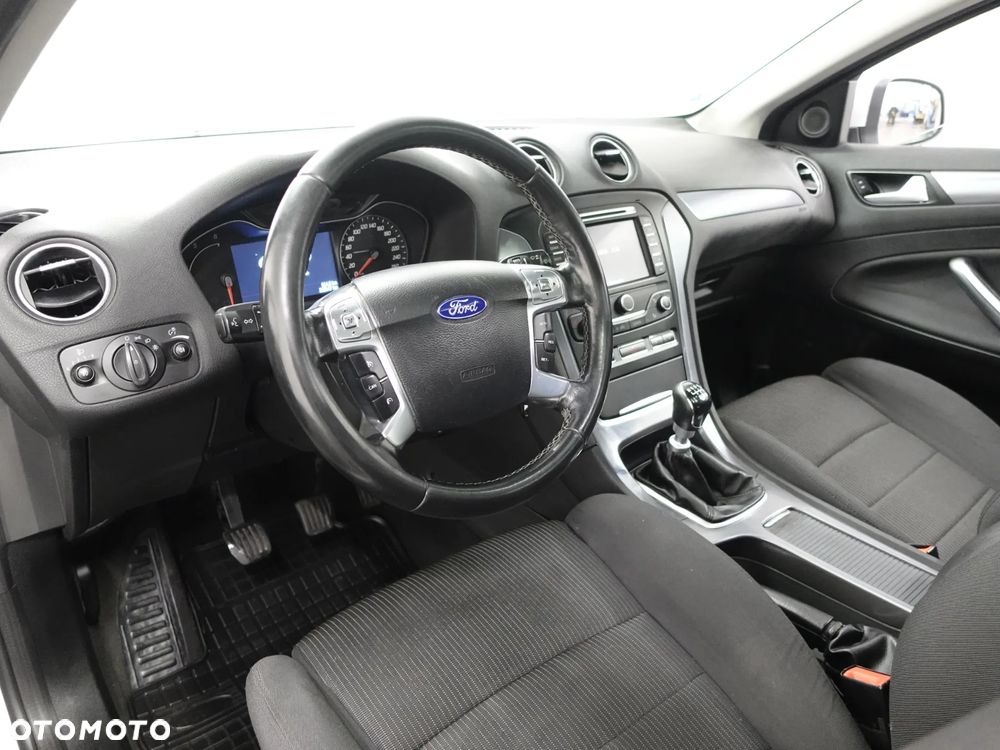 Ford Mondeo 2.0 TDCi Business Edition - 19