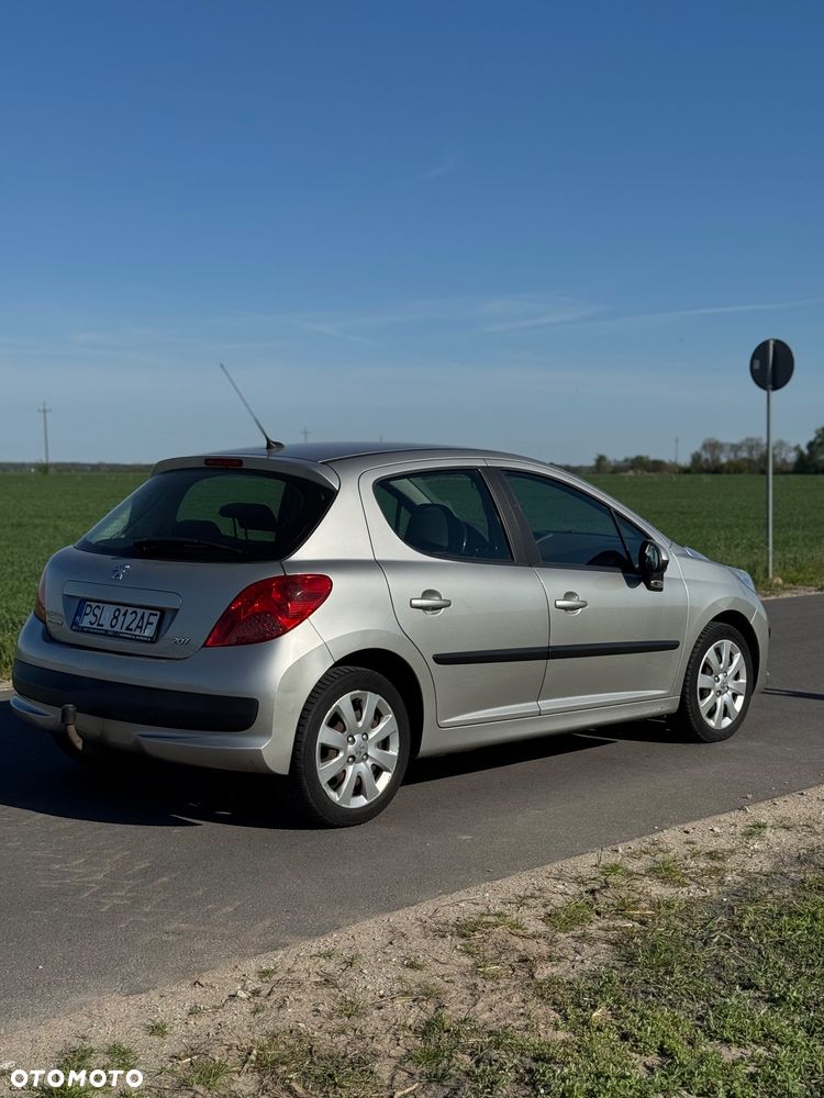 Peugeot 207 1.6 HDi 16V Trendy - 3