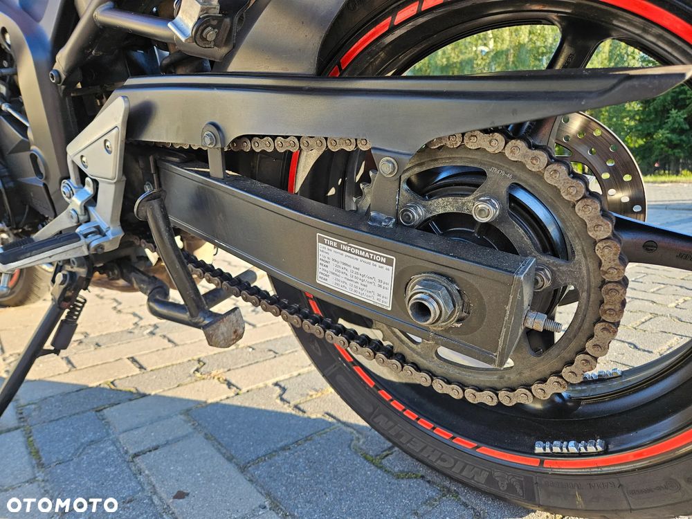 Yamaha FZ6 - 4